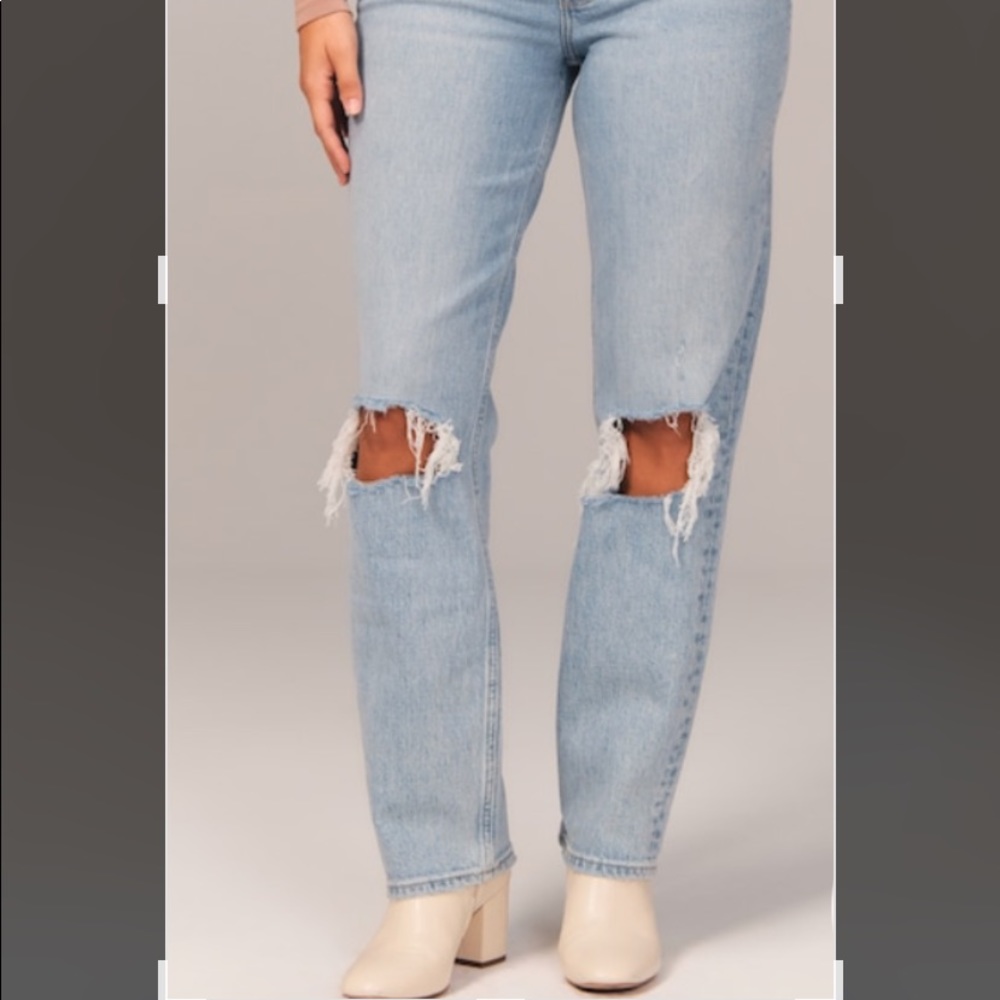 ABERCROMBIE ANKLE STRAIGHT ULTRA HIGH RISE JEANS